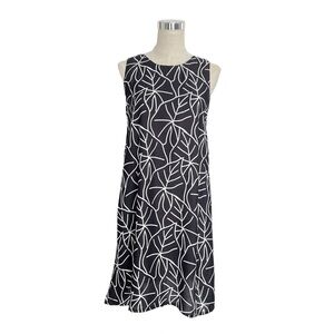 Black and White Island Tropical Leaf Print Dress